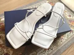 ROPE ホワイトストラップサンダルのサムネイル