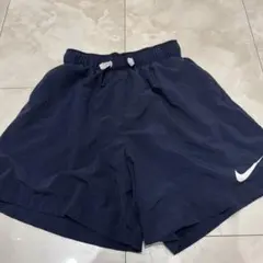 NIKE ネイビー ハーフパンツ Sサイズ