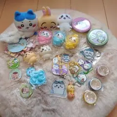 ちいかわ　グッズ　マスコット　キーホルダー　バッジ　おまとめセット　ガチャ他