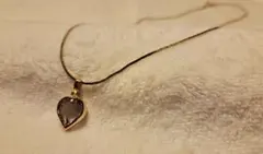 【送料込み⁄匿名配送】 ハート型薄紫色ペンダントネックレス