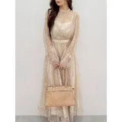 MERCURYDUO レースギャザーフレアワンピース （ベージュ）