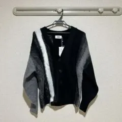 【 新品タグあり 】アズールバイマウジー / カーディガン