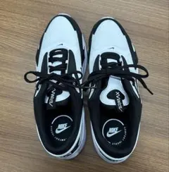 NIKE AIR MAX エアーマックス　ホワイト/ブラック スニーカー