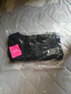 Rady ヘンリーネックトップス　開封していない商品