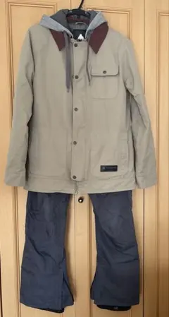 BURTON スノーボードウェア ジャケット 上下セットメンズ　Sサイズ　難あり
