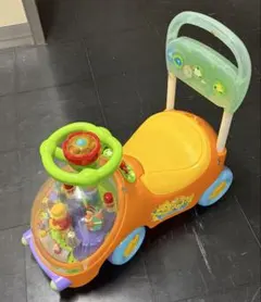 ぷ*ぷ様 アイデス くまのプーさん 手押し車 足けり 乗用玩具 おもちゃのサムネイル