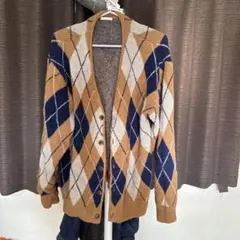 ニットカーディガン