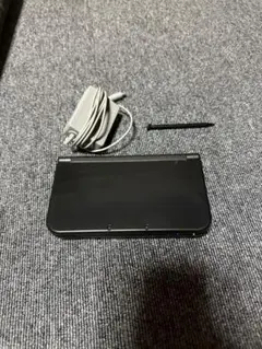 Nintendo New 3DS LL 本体 ブラック 充電器付き