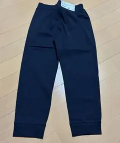 ユニクロ　ウルトラストレッチアクティブジョガーパンツ　120 ブラック