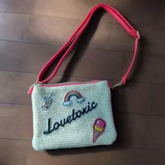 Item thumbnail for item a8b2a374-b4de-47b2-a068-6ff3b29c5e63