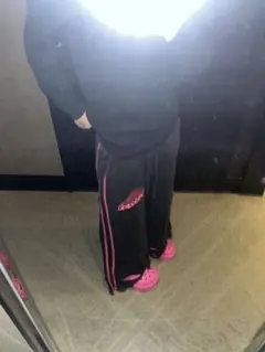 Le4n フレアパンツ Mサイズ - メルカリ