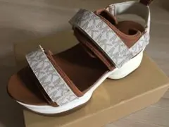 マイケルコース　サンダルのサムネイル