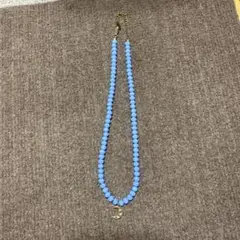 Berinda7青いビーズ ネックレス 月のチャーム付き