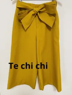 テチチ　マスタードクロップドパンツ　未使用品