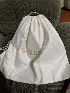 GUESS 巾着袋
