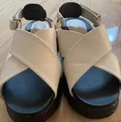 ホワイト クロスストラップ スポーツサンダル　L 【美品】