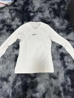 NIKE DRI-FITホワイト長袖アンダーシャツ L