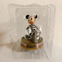 ディズニーランド　香港　ミッキー　フィギュア