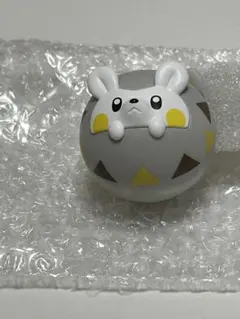 ポケモン　まるくなるフィギュア　トゲデマル