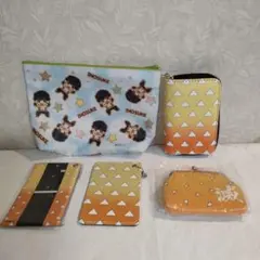 鬼滅の刃①ＳＰＩＮＮＳ 両面デザイン総柄ポーチ他４点セット