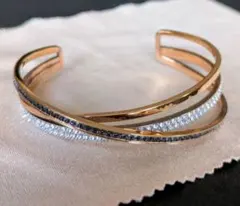 バングル　レディース　ブレスレット　スワロフスキー