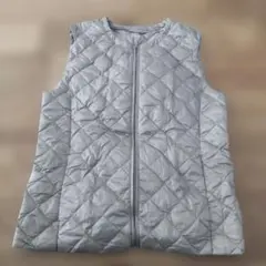 ユニクロUNIQLO ウルトラライトダウンベストMサイズ
