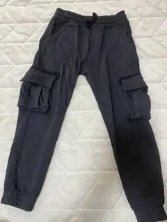 H&Mブラックカーゴスウェットパンツ