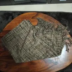 ブラウン系チェック模様ストール