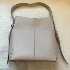 美品　ジルスチュアート　ショルダーバッグ