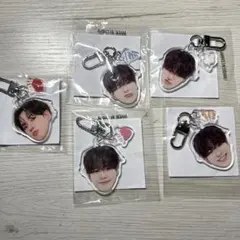 treasure ジェヒョク　カプセルトイ　顔アクキー　コンプ