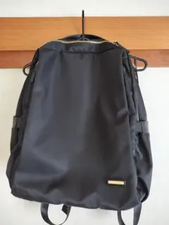 リュック ブラック 大容量 軽量 PC収納 通勤 通学 出張のサムネイル
