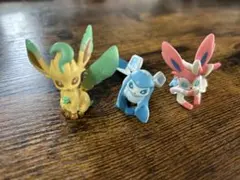 ポケモン　フィギュア　リーフィア　グレイシア　ニンフィア　3体セット