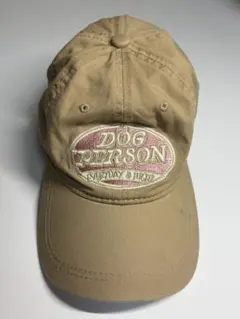 DOG PERSON 刺繍 キャップ ベージュ