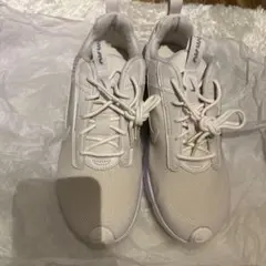 Nike エアマックス　ホワイト スニーカー