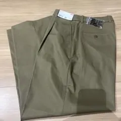 【新品】ユニクロ タックワイドパンツ　Lサイズ