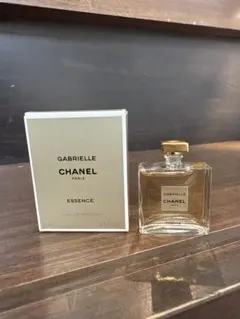CHANEL ガブリエル エッセンス 5ml ミニ香水のサムネイル