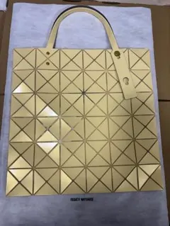 七月新作BAOBAO LUCENT ONE-TONE yellow - メルカリ