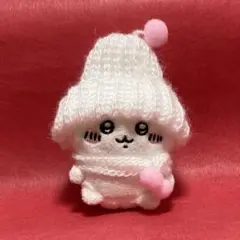 ちいかわ　お座りぬいぐるみ　ぬいぐるみ服　ニット帽とマフラーのセット　ホワイト