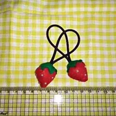 いちご髪ゴム赤①☆ハンドメイド