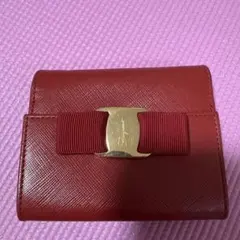 Salvatore Ferragamo 二つ折り財布 ヴァラリボンのサムネイル