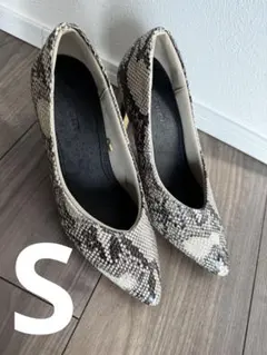 AZUL by MOUSSY パンプス　パイソン柄