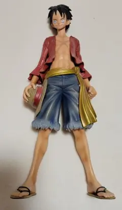 ワンピース　モンキー・D・ルフィ　フィギュア　プライズ