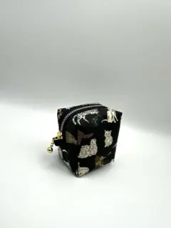 リバティ　人気✨ コー・アンド・エイト 猫柄 ミニボックスポーチ　ハンドメイド