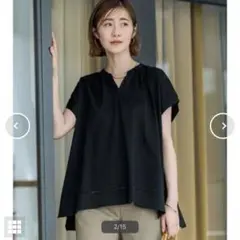 新品タグ付◉ ブラック DOORS Vネックウエストギャザーブラウス - メルカリ