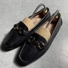 美品✨ フェラガモ ローファー ガンチーニ シボ革 シルバー金具 ブラック