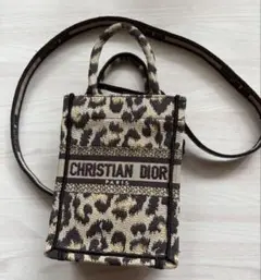 美品⭐︎ Christian Dior レオパード柄 ミニバッグのサムネイル