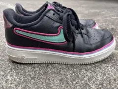Nike Air Force 1 ブラック/ピンク