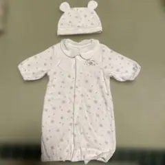 雪の結晶柄ロンパースと耳付き帽子セット
