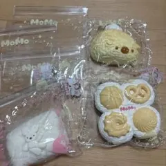 MOMOスクイーズ 4点セット - メルカリ