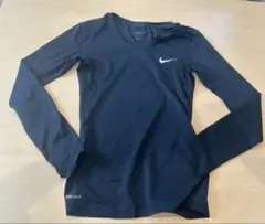 Nike Pro DRI-FIT 長袖トップス Mサイズ　レディース　ブラック
